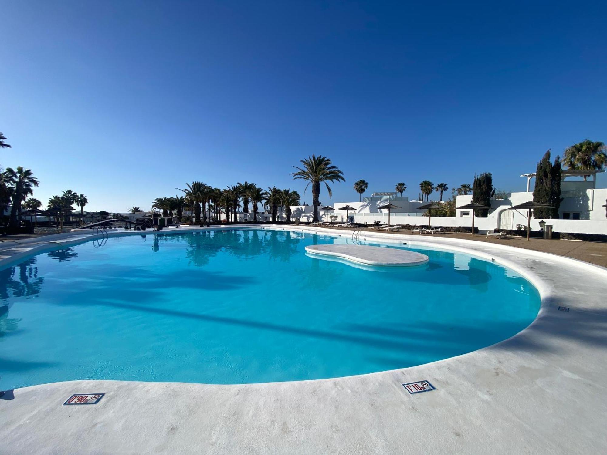 First Floor Apartment With Sea View, Costa Teguise Luaran gambar